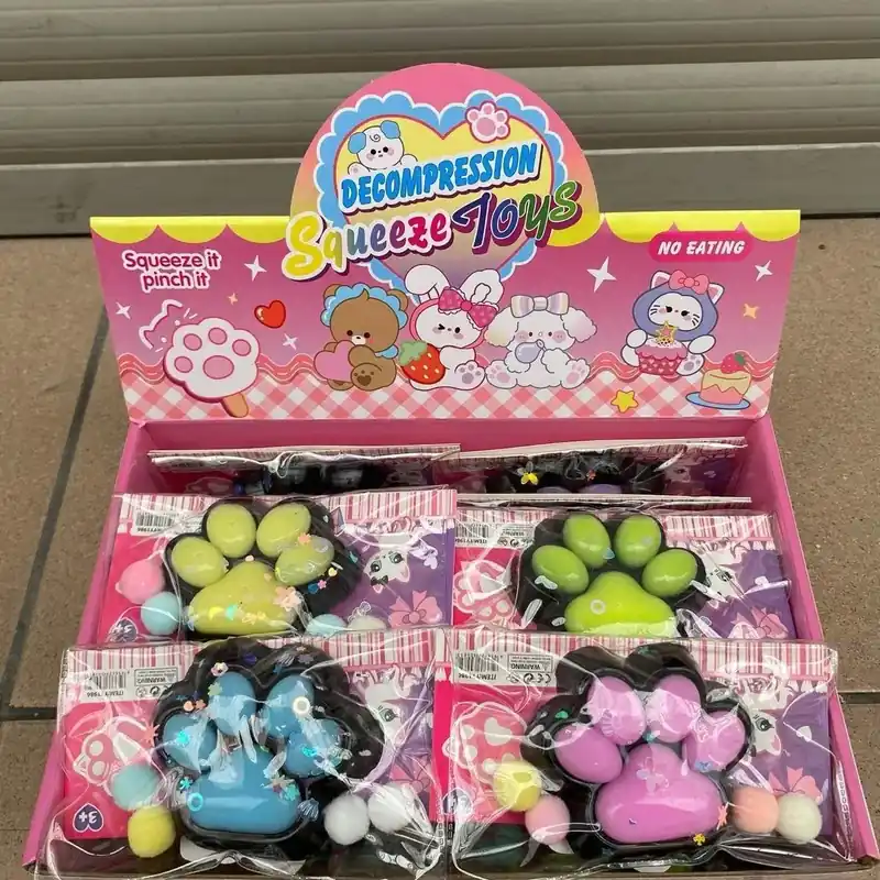 Zabawki Squeeze Toys Łapka Gniotek z Światłem Antystresowy 16 szt Taniej