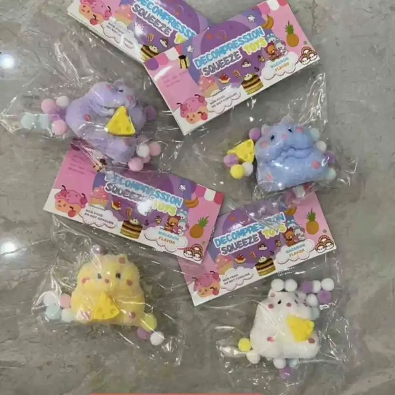 Oferta czasowa Zabawka Squeeze Toys Chomik z Serem Gniotek Antystresowy 16szt
