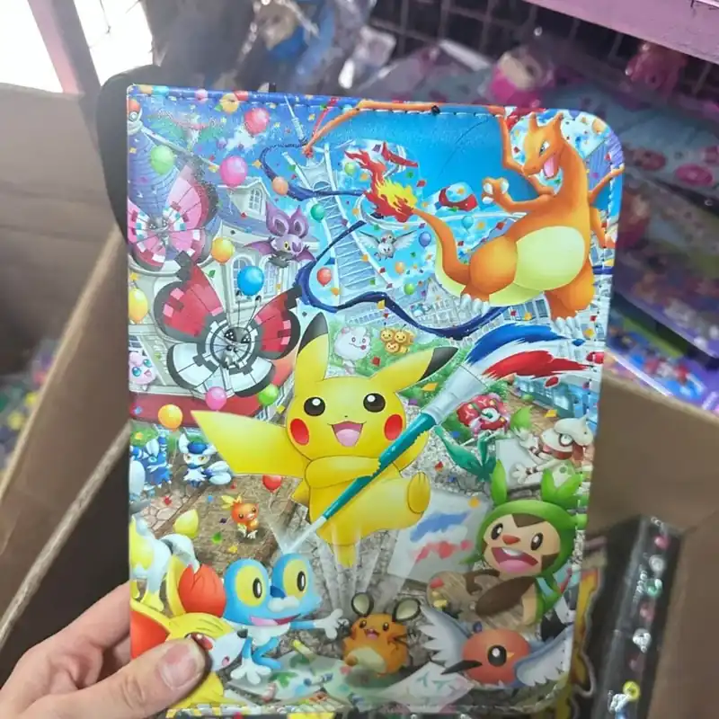 Album na 400 Kart Pokemon, Zamykany na Suwak, Wzór Pikachu Ostatnie sztuki
