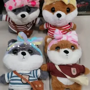 Zamów teraz Maskotka Pluszowa Raccoon 27cm w Ubranku z Akcesoriami Mix Wzorów