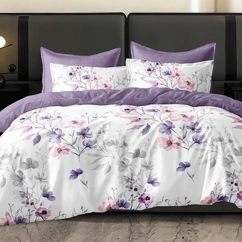 Oferta Komplet Pościel Milano 5D 4CZ 200/220 z kwiatowym wzorem fioletowo-różowym