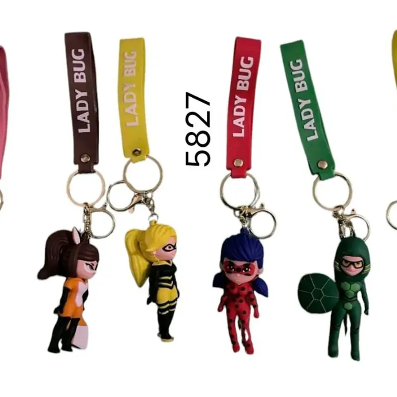 Wyprzedaż Breloki Miraculous Ladybug i Cat Noir 6 szt