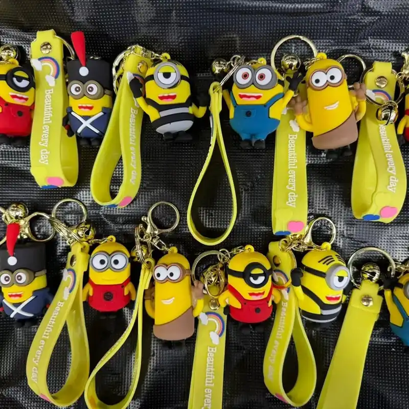 Taniej Breloki Gumowe Minionki Różne Kolory