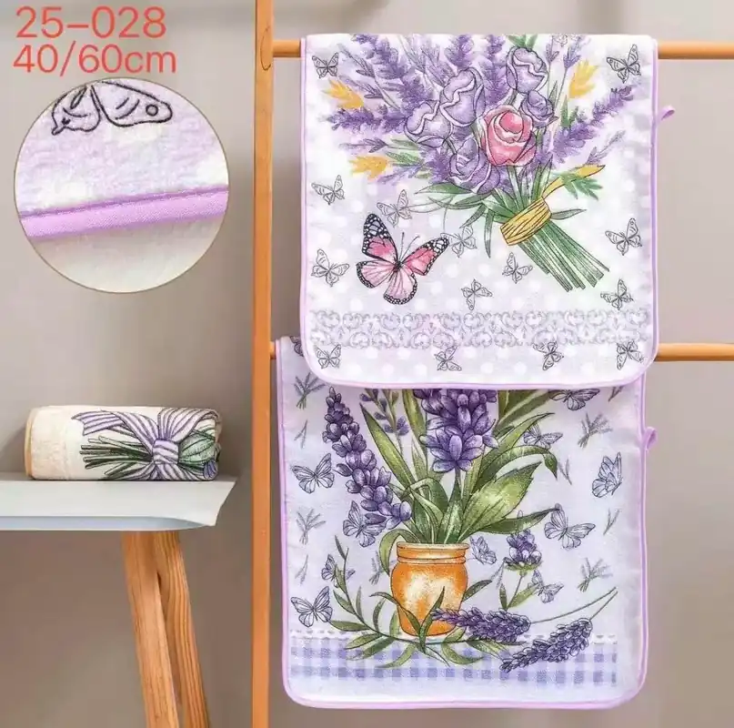 Ostatnia szansa Ręcznik frotte 40x60 cm z motywem lawendy i motyli